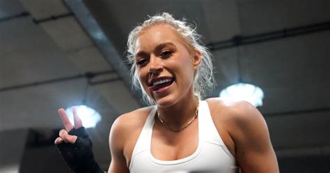 Whoops! DAZN appears to leak Elle Brooke vs. Paige VanZant。